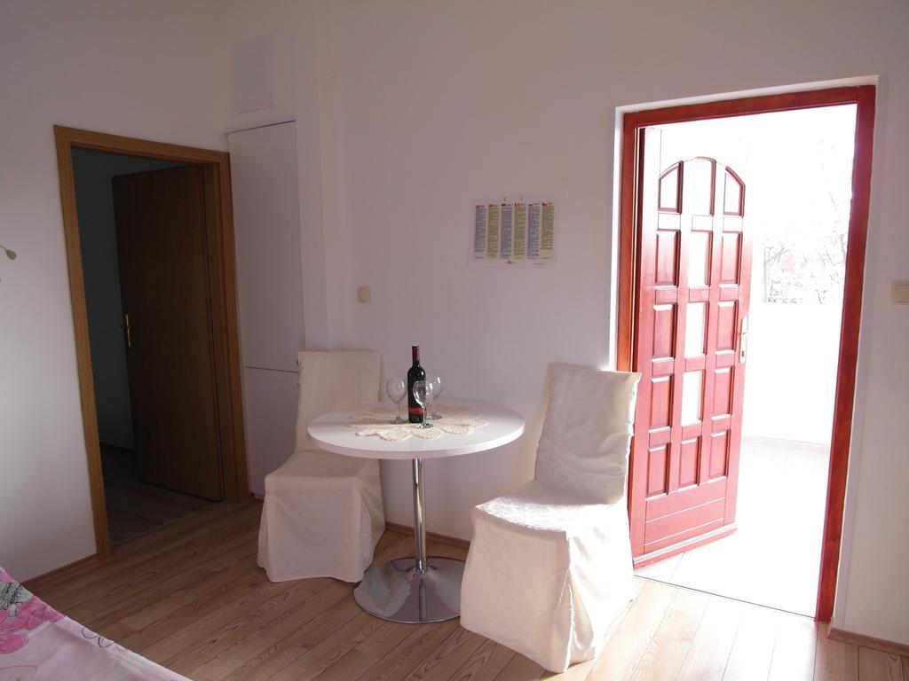 Apartment Antonio Šibenik Exterior foto